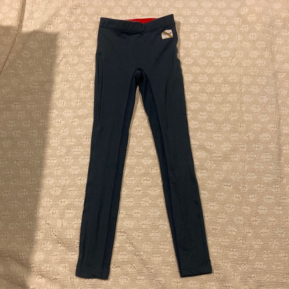 NEW Tracksmith turnover tight, midnight, XS